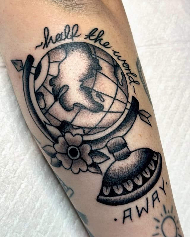 American Traditional tattoo by ASH LOWE - TRADITIONAL TATTOOS - SYDNEY, AUSTRALIA