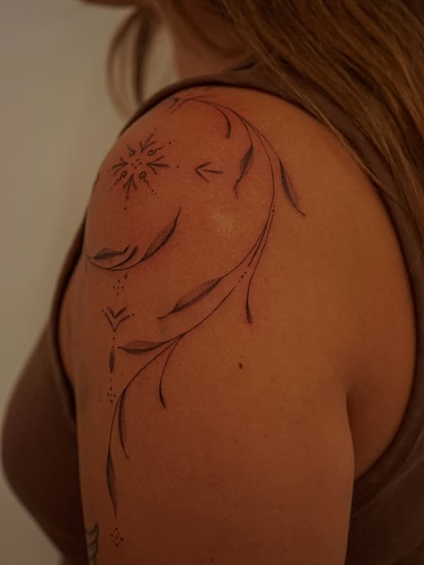 Illustrative tattoo by Taylah Jade ♍︎ • Intuitive Tattoo ✺ Australia