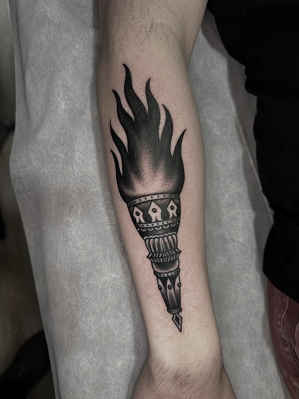 Tattoo by 𝕸𝖆𝖙 𝕾𝖈𝖍𝖚𝖑𝖙𝖟