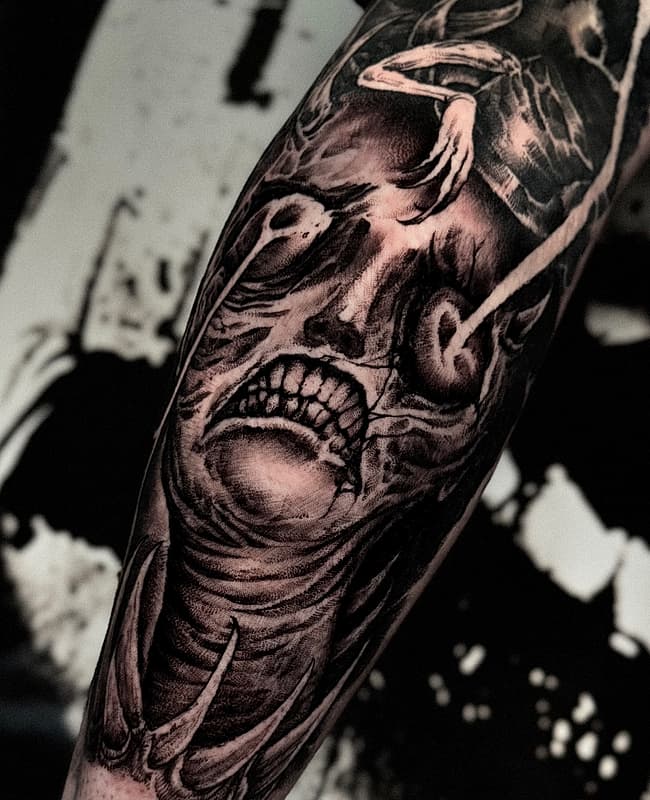 Blackwork tattoo by Necromodernism