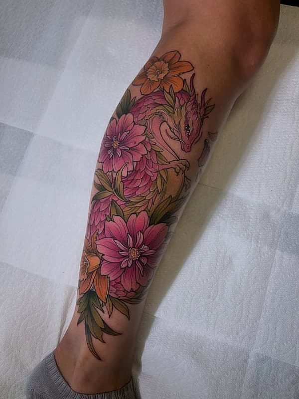 Botanical tattoo by Sam Read Tattoos