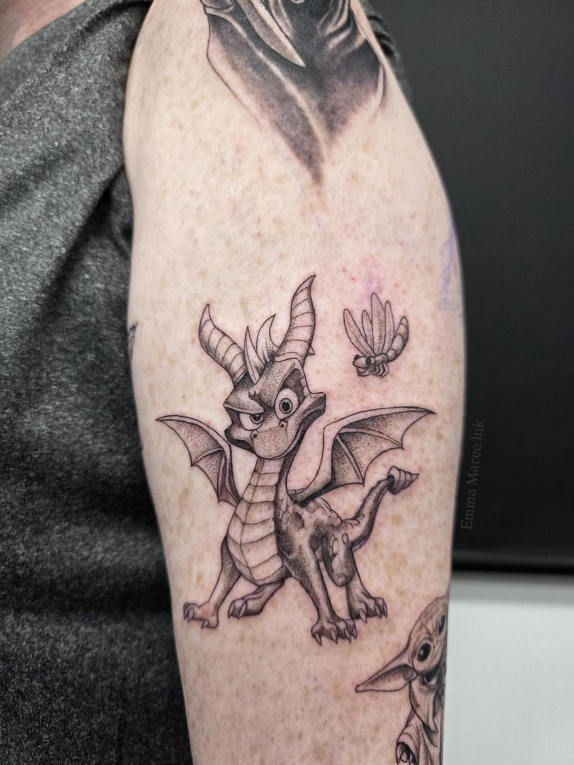 Fineline tattoo by Emma Maree Ink