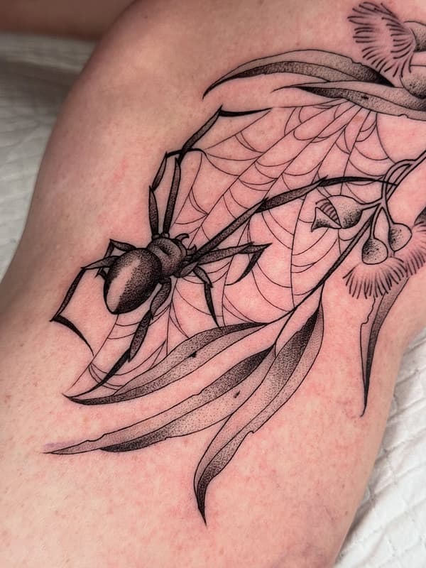 Fineline tattoo by Ruby Black