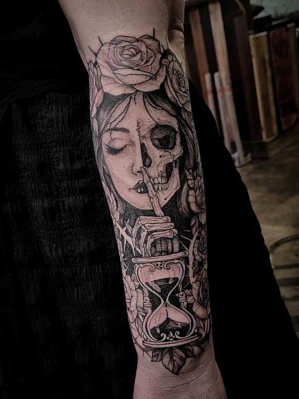 Blackwork tattoo by Eliza Rose