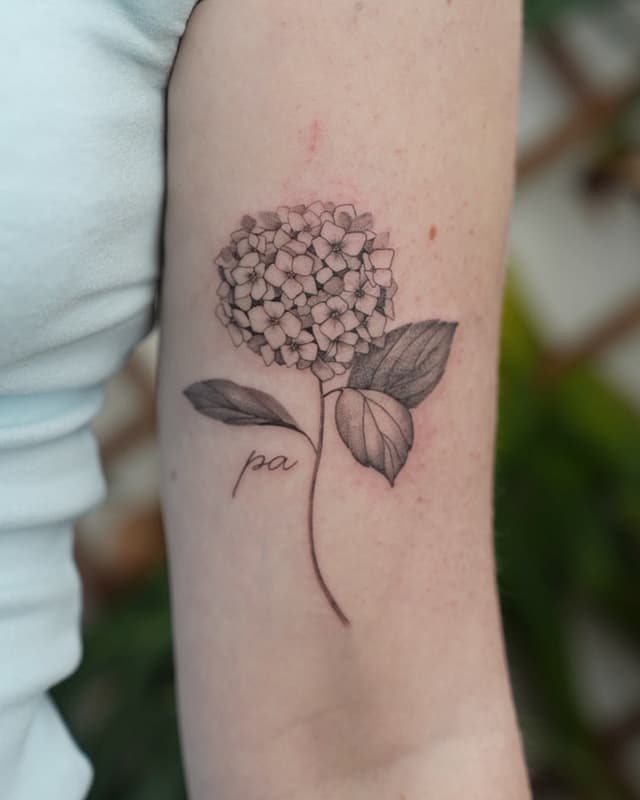 Fineline tattoo by Jane