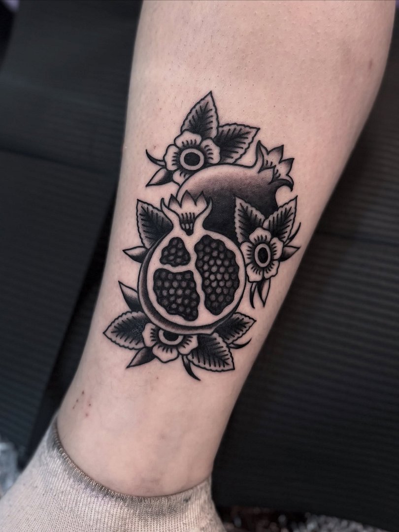 Tattoo by 𝖘𝖆𝖒 𝖈𝖗𝖔𝖜𝖊 - Melbourne tattooer