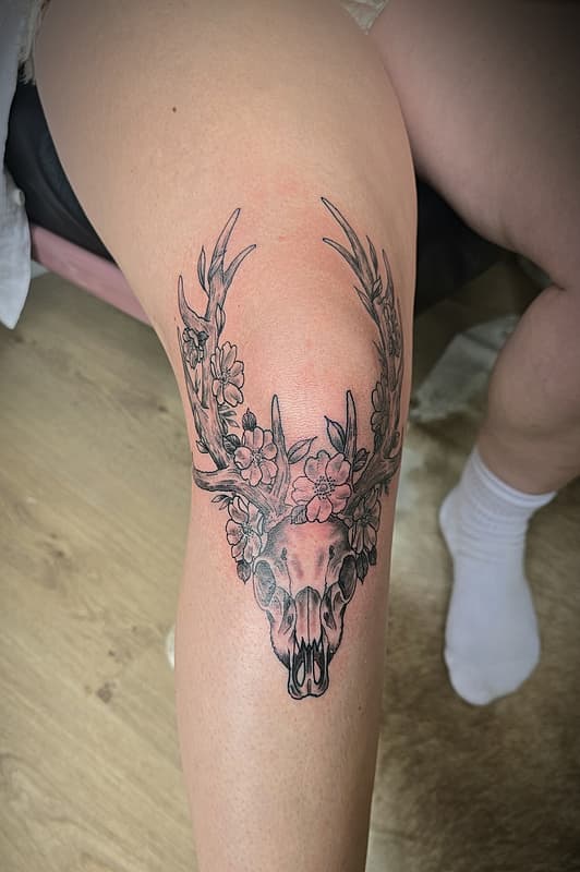 Illustrative tattoo by TBL Tattooer