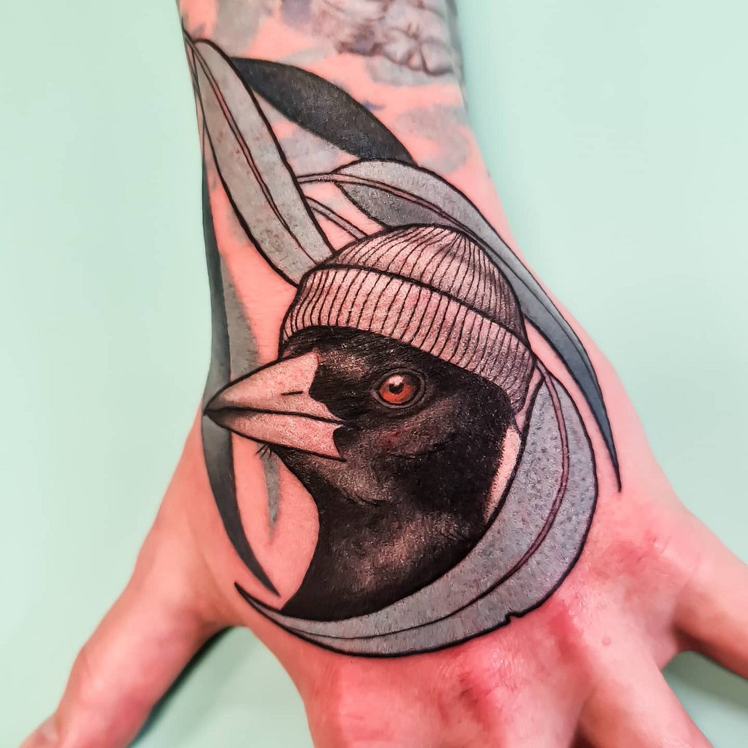 Neo-Traditional tattoo by 𝐃𝐑𝐄𝐀 𝐃𝐀𝐑𝐋𝐈𝐍𝐆