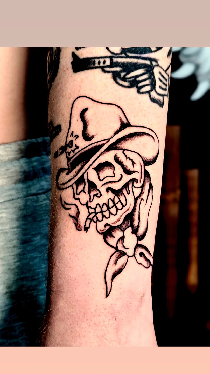 Tattoo by Sammy Spitshade tattoo in Sydney