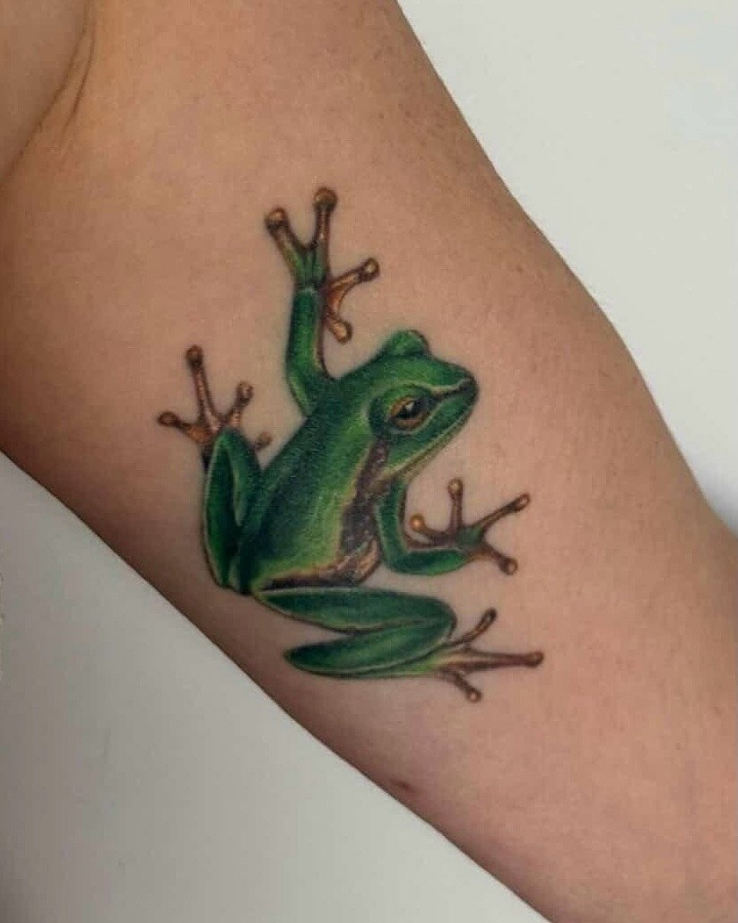 Realism (black & grey) tattoo by Rochelle Le Brun