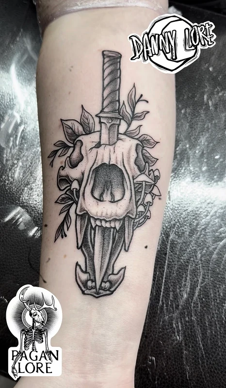 Illustrative tattoo by Danny Lore