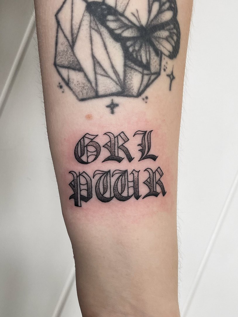 Botanical tattoo by siarnthecatwitch