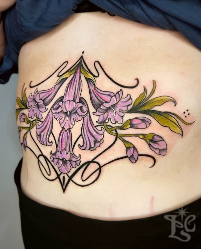 Art Nouveau tattoo by 𝐋𝐢𝐯 𝐂𝐚𝐫𝐨