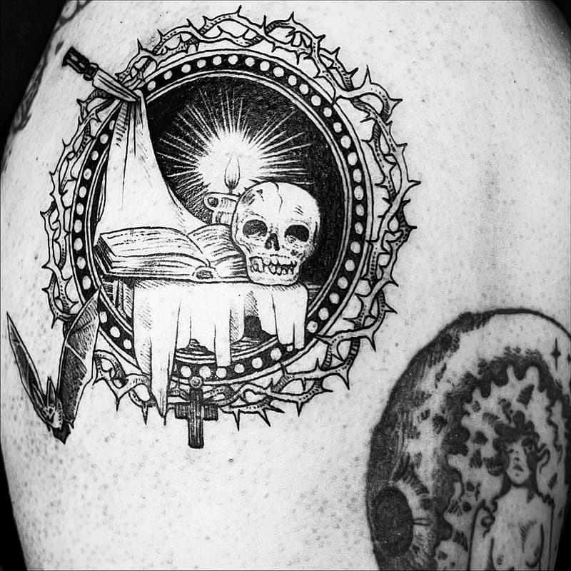 Illustrative tattoo by Stabby Gabby