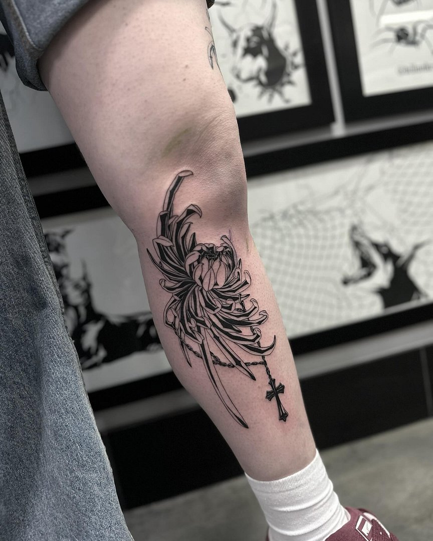 Blackwork tattoo by Dillon