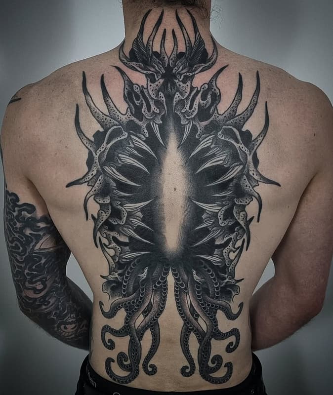 Blackwork tattoo by Michael Banting