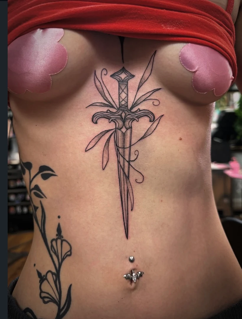 Neo-Traditional tattoo by Sabrina Lima