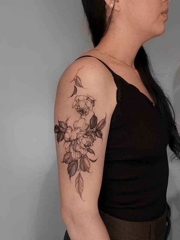 Fineline tattoo by Tu