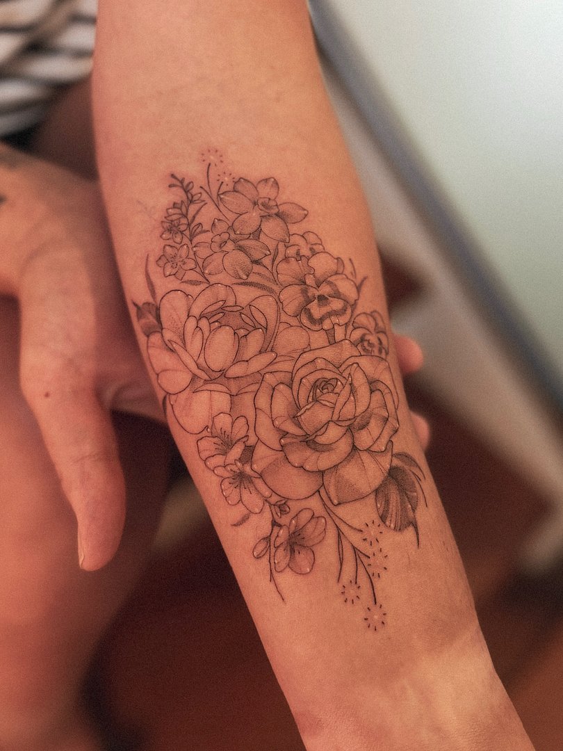 Fineline tattoo by Tara | Fineline Tattoo Artist