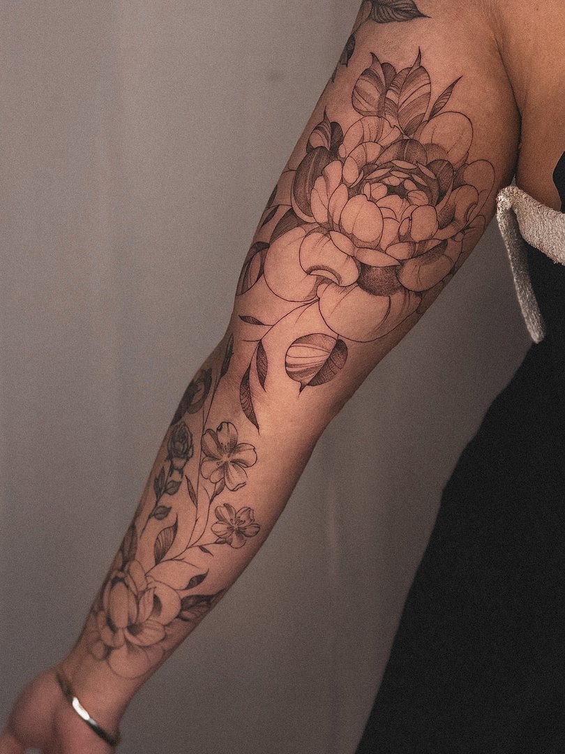 Fineline tattoo by Tara | Fineline Tattoo Artist
