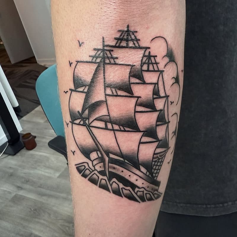 American Traditional tattoo by Crawford Starr