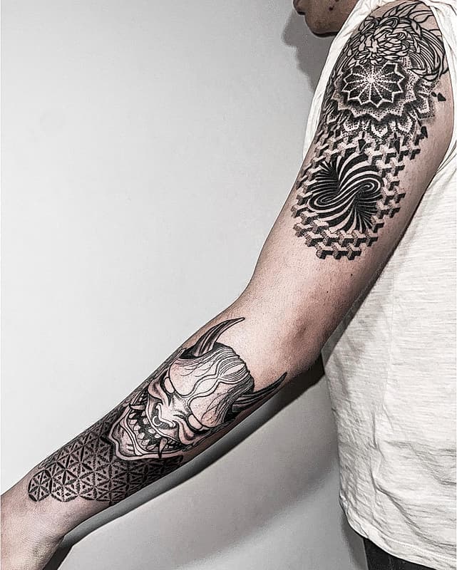 Blackwork tattoo by 𝓑𝓻𝔂𝓪𝓷 𝓒𝓪𝓻𝓿𝓪𝓳𝓪𝓵