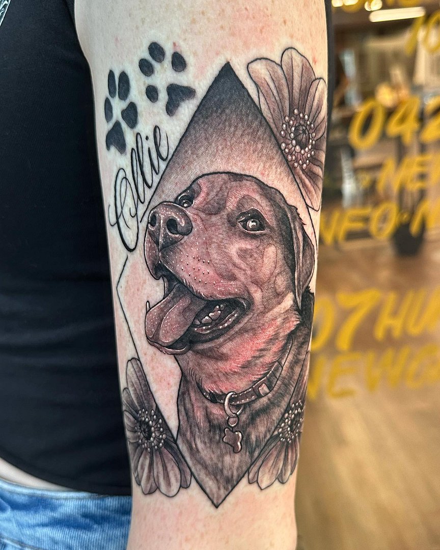 American Traditional tattoo by Mick Wade