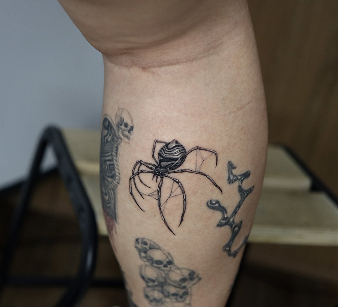 Abstract tattoo by Kaya Kyoungseo Min