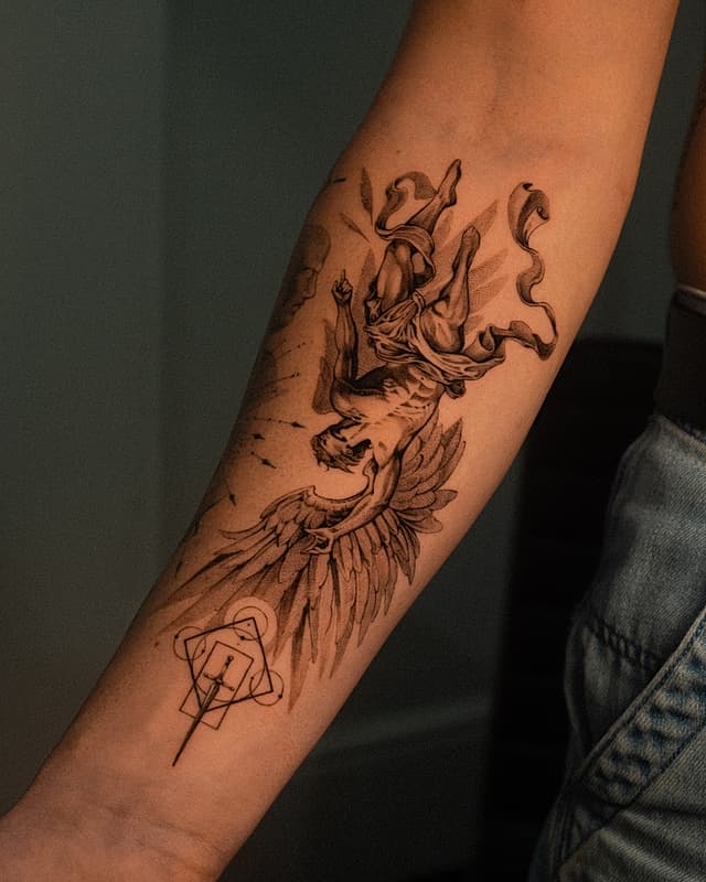 Fineline tattoo by Bobby Kerehoma
