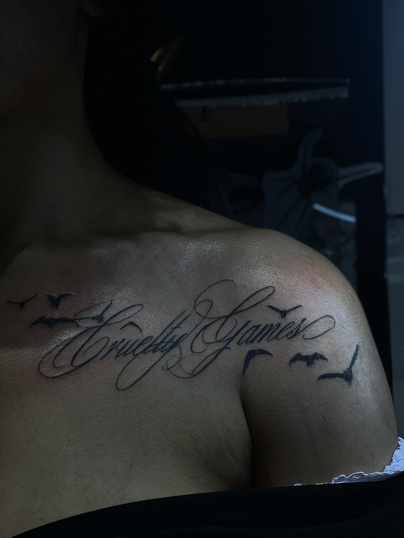 Blackwork tattoo by Dylan Redgrave