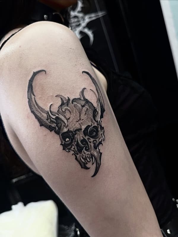 Blackwork tattoo by ༒𝓢𝓷𝓸𝔀༒