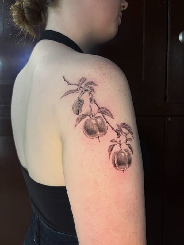 Realism (black & grey) by mac 🦂