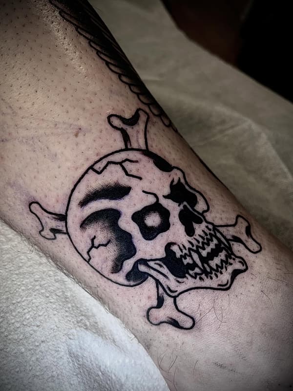 American Traditional by Liam Winen Tattoo