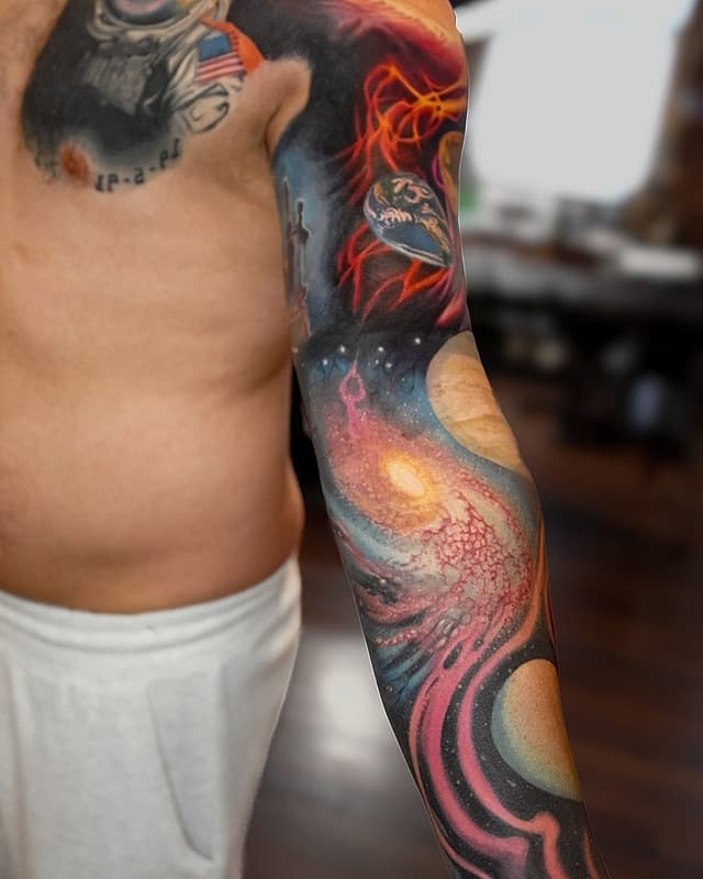 Realism (colour) tattoo by Fabian Danger De Gaillande