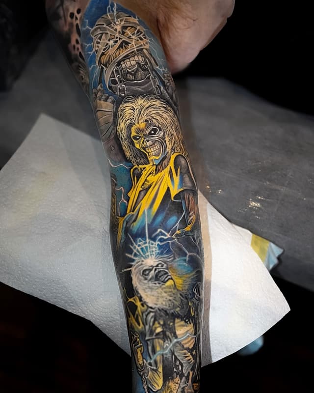 Realism (colour) tattoo by Fabian Danger De Gaillande